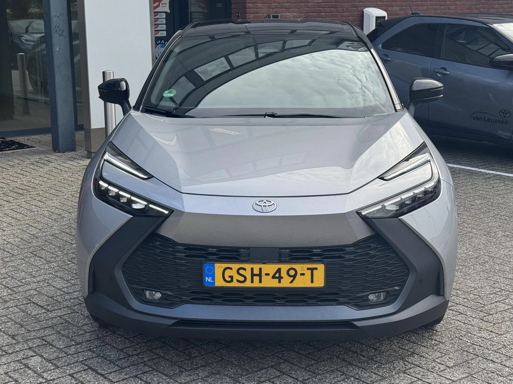 Hoofdafbeelding Toyota C-HR
