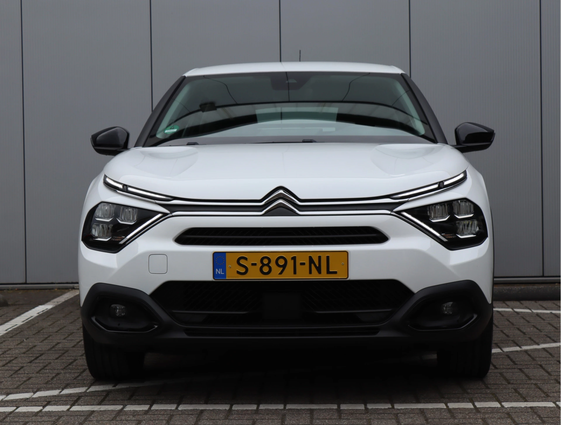 Hoofdafbeelding Citroën ë-C4