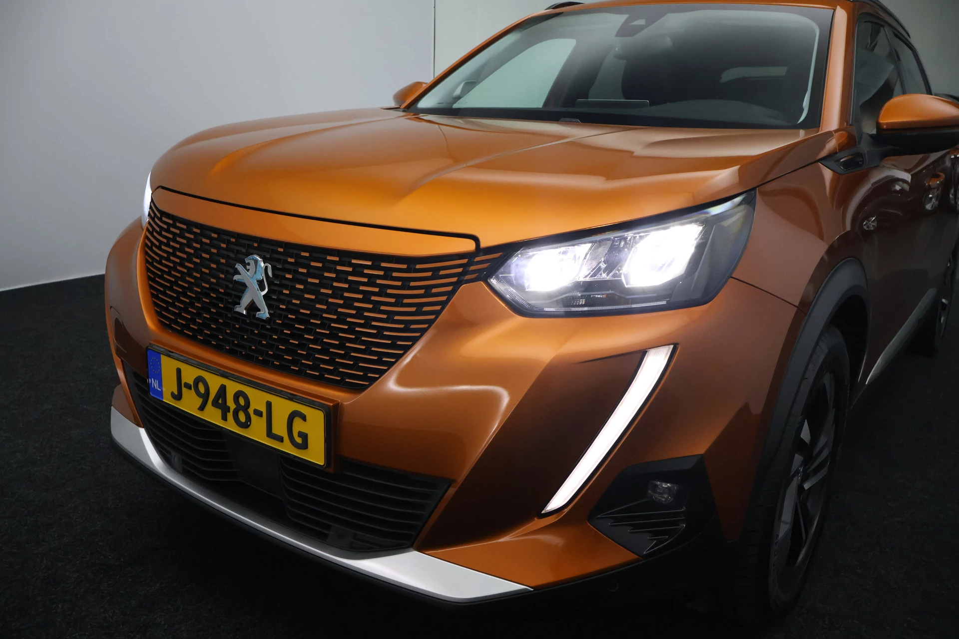Hoofdafbeelding Peugeot e-2008
