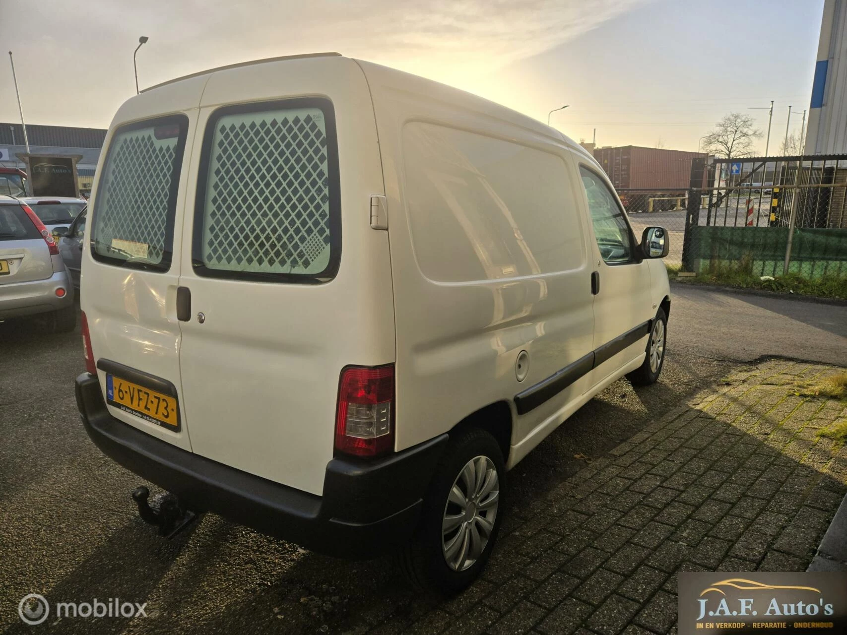 Hoofdafbeelding Peugeot Partner