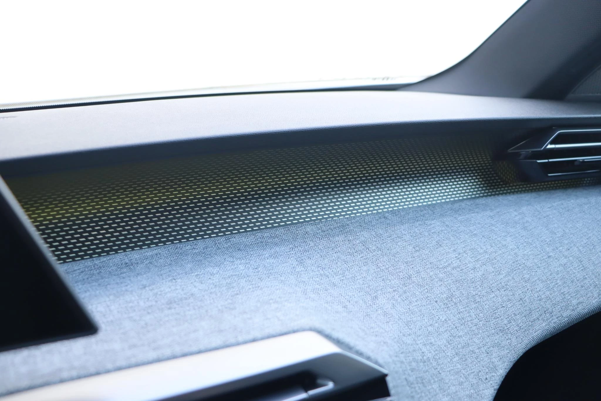 Hoofdafbeelding Peugeot e-5008