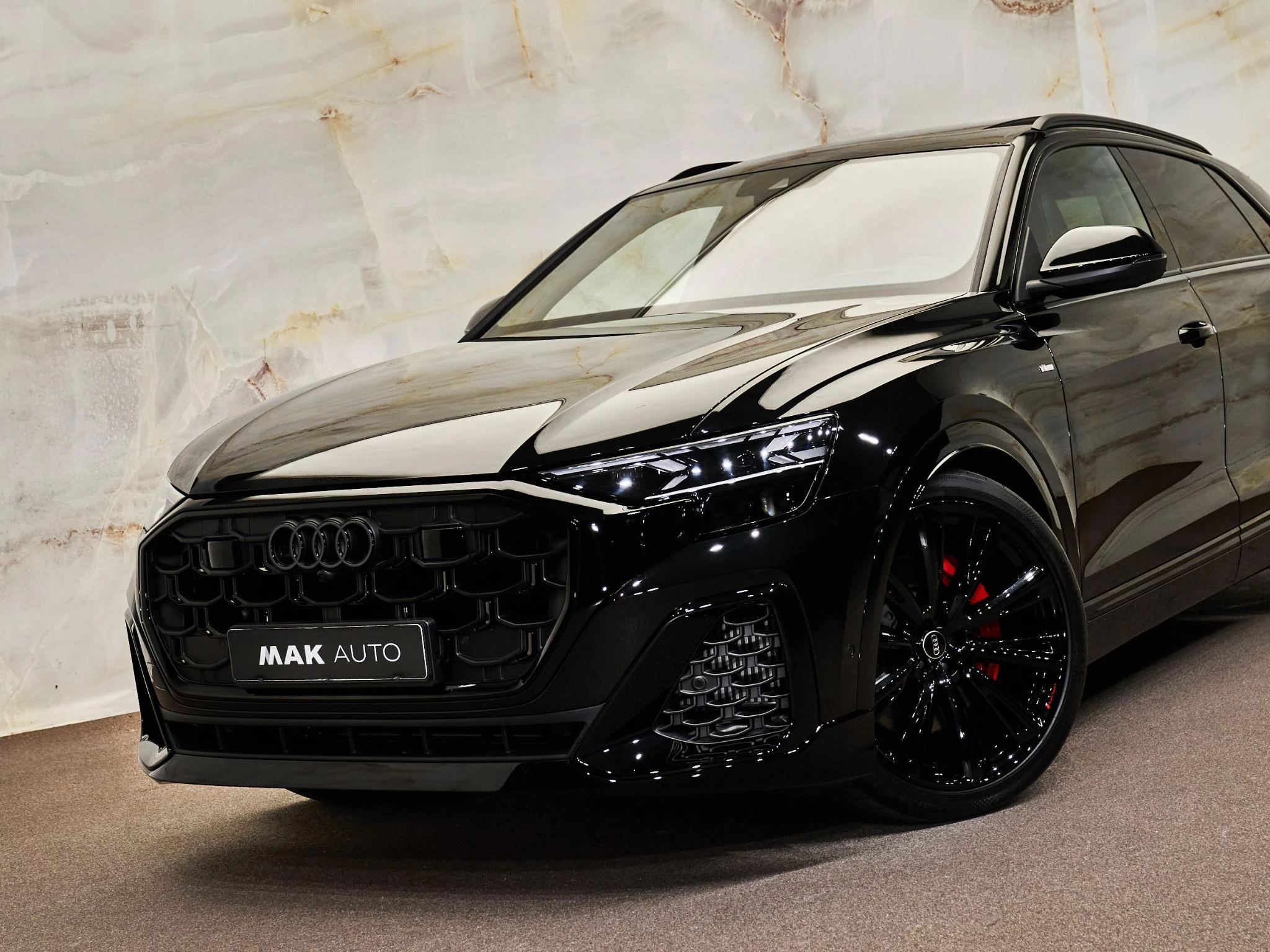 Hoofdafbeelding Audi Q8