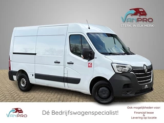 Renault Master Red 2.3 dCi 150PK L2H2 35T / Cruise / LED / Camera / Trekhaak / Airco / PDC / Navi / Bluetooth / Draadloze telefoonlader