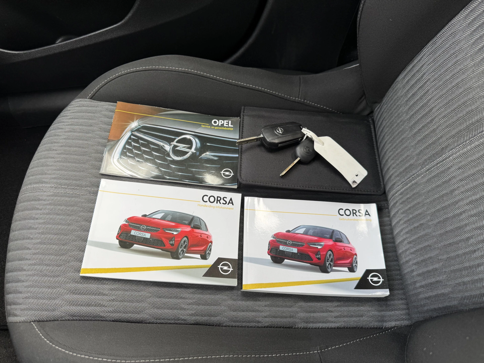 Hoofdafbeelding Opel Corsa