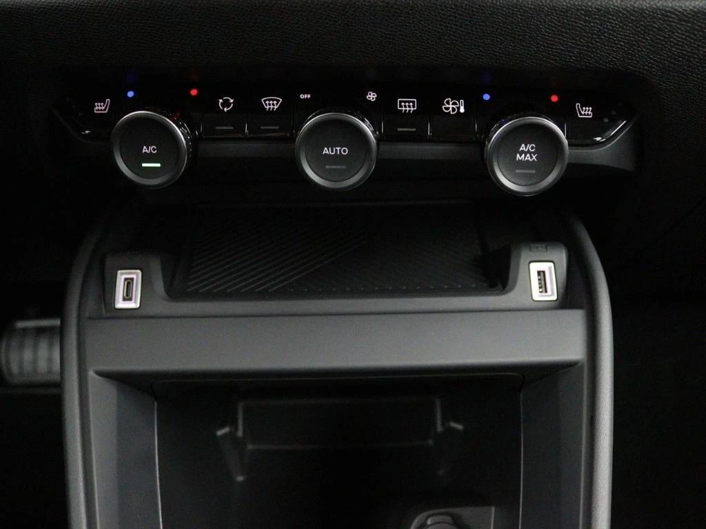 Hoofdafbeelding Citroën ë-C4