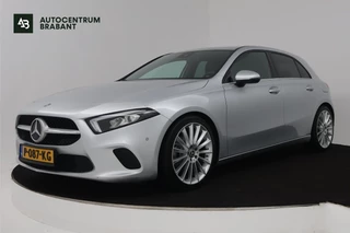 Hoofdafbeelding Mercedes-Benz A-Klasse Mercedes-Benz A-klasse 180 d Premium Plus (ACHTERUITRIJCAMERA, NAVIGATIE, PARKEERSENSOREN, BLUETOOTH, CRUISE CONTROL)