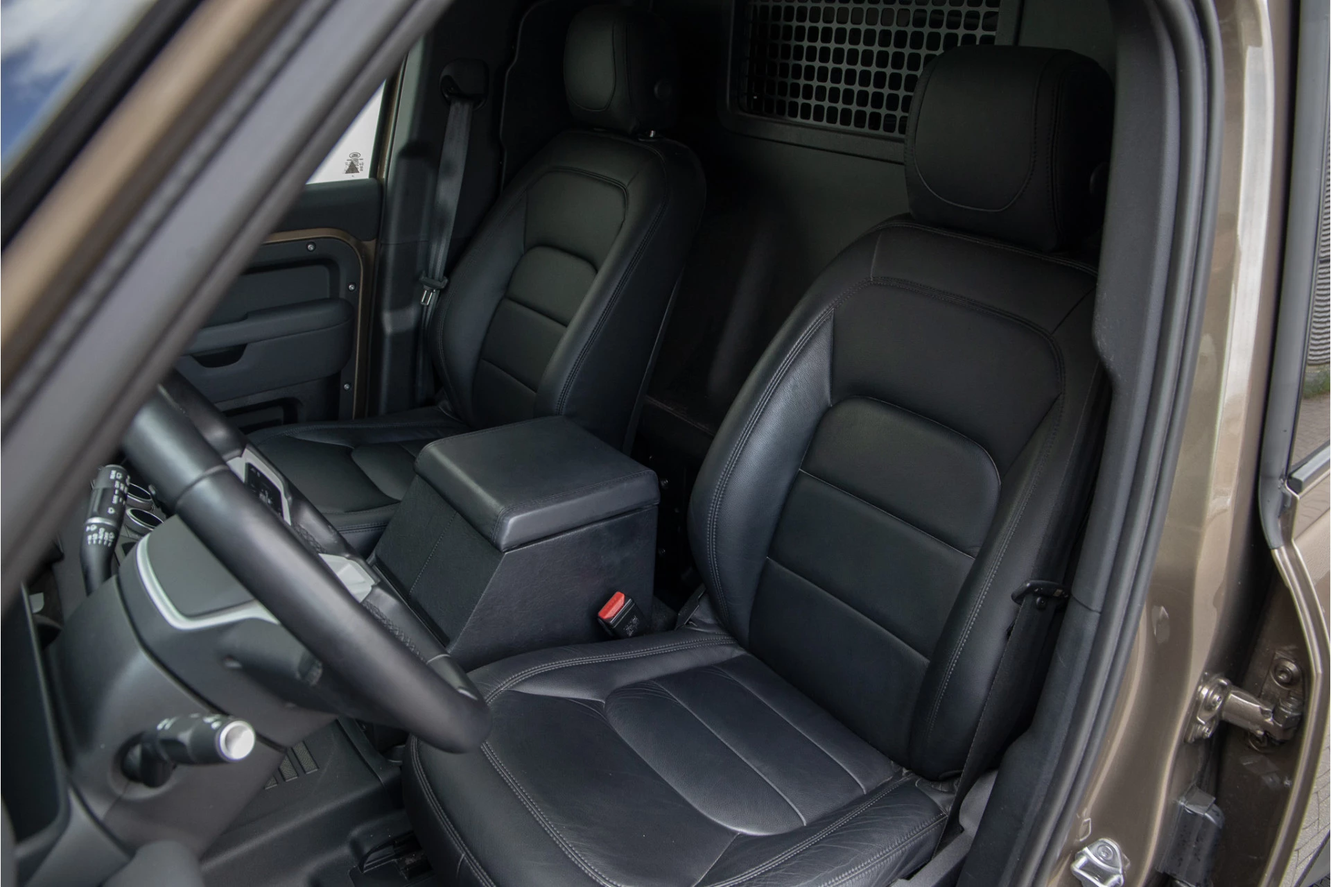 Hoofdafbeelding Land Rover Defender