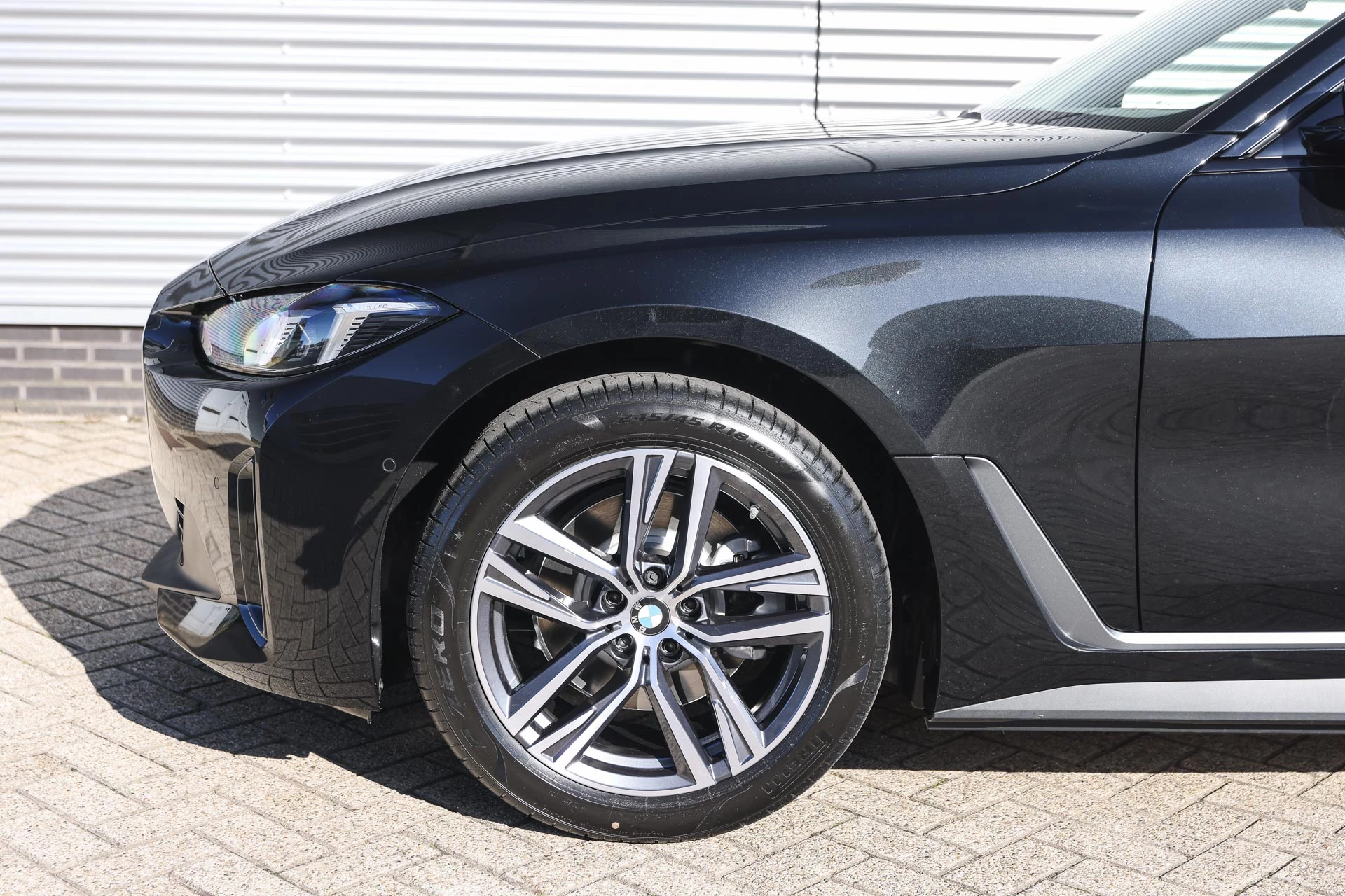 Hoofdafbeelding BMW i4