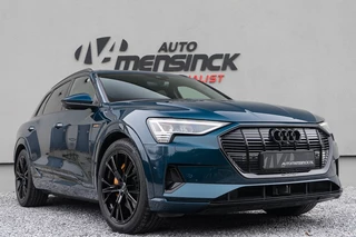 Hoofdafbeelding Audi e-tron Audi e-tron 55 Quattro / Standkachel/ Luchtvering/ Bang & Olufsen Sound System/ Trekhaak/ Panoramadak/ 300kW (408PK)