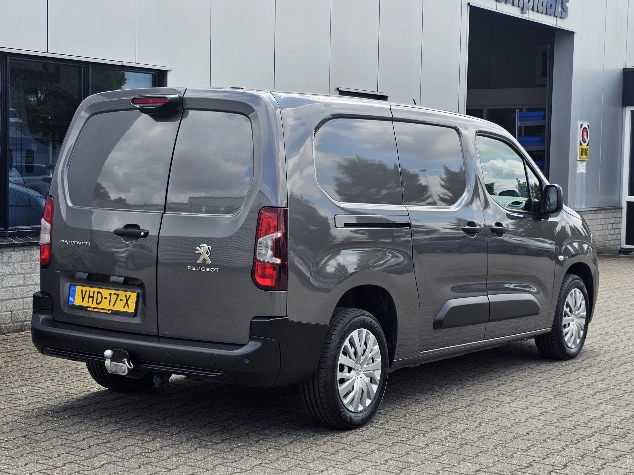 Hoofdafbeelding Peugeot Partner