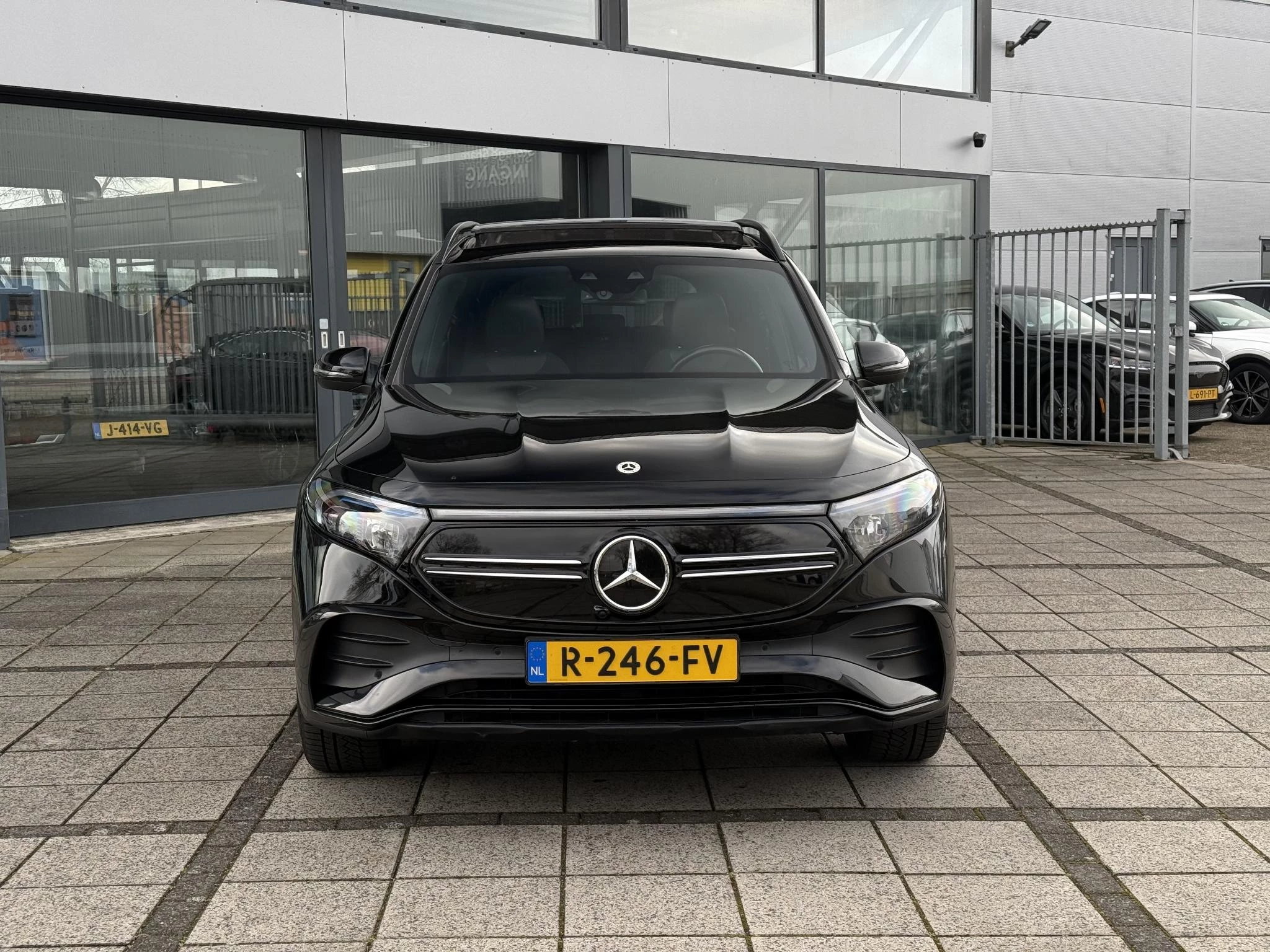 Hoofdafbeelding Mercedes-Benz EQB