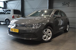 Volkswagen Golf 2.0 TDI DSG Life Apple Carplay clima pdc 16 inch !!