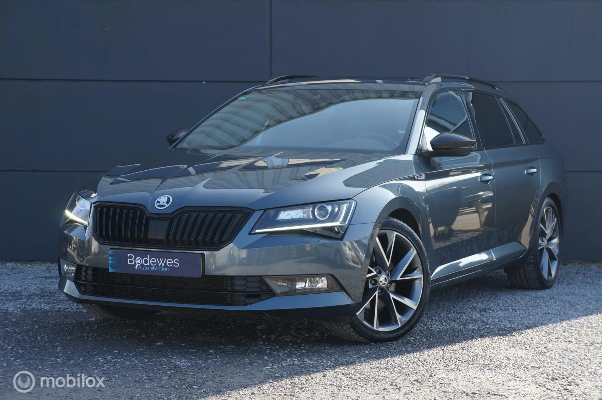 Hoofdafbeelding Škoda Superb