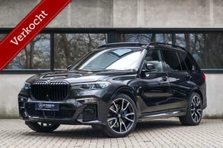 BMW X7 xDrive40i M Sport 7p Pano H&K Merino Skylounge 360c