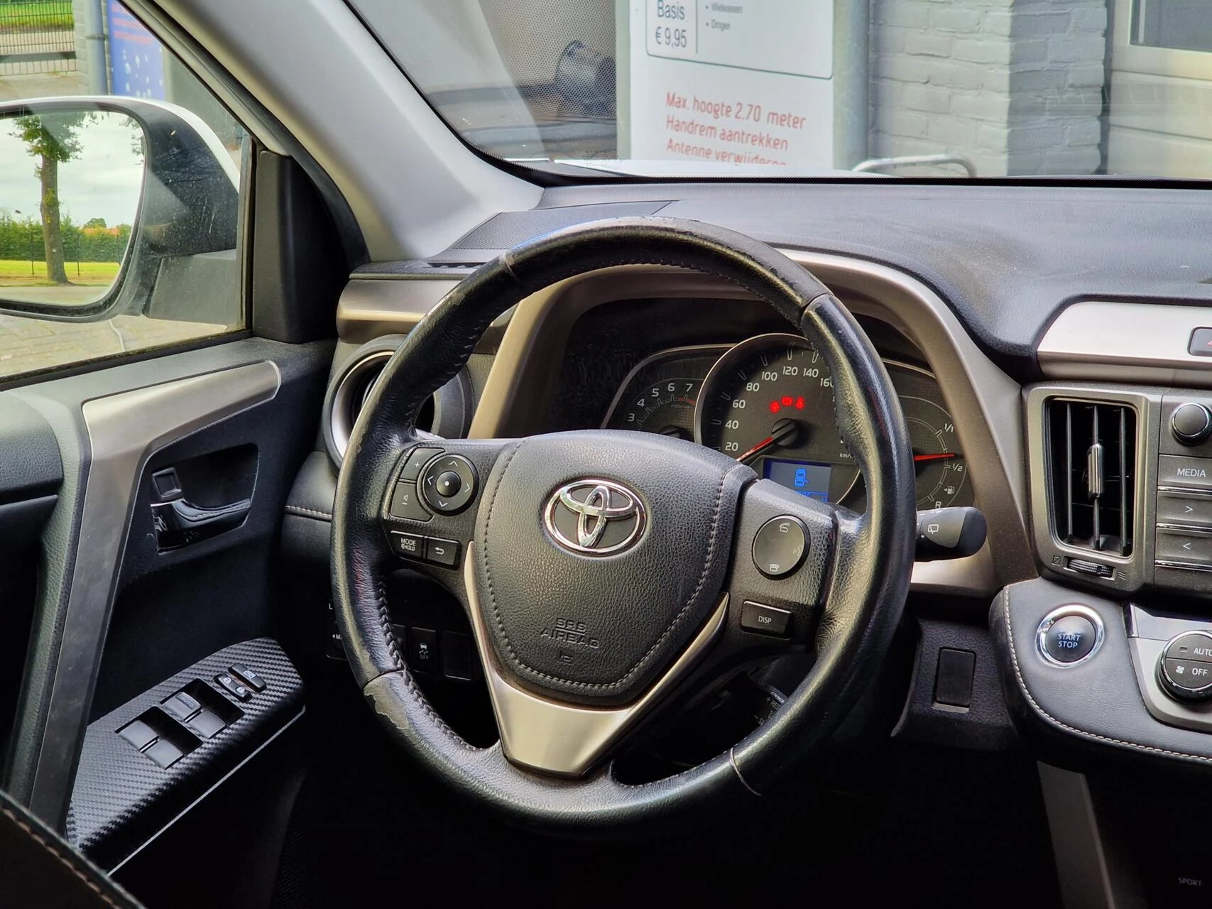 Hoofdafbeelding Toyota RAV4