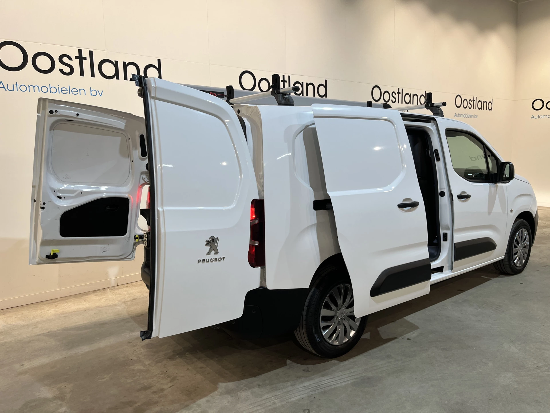 Hoofdafbeelding Peugeot Partner