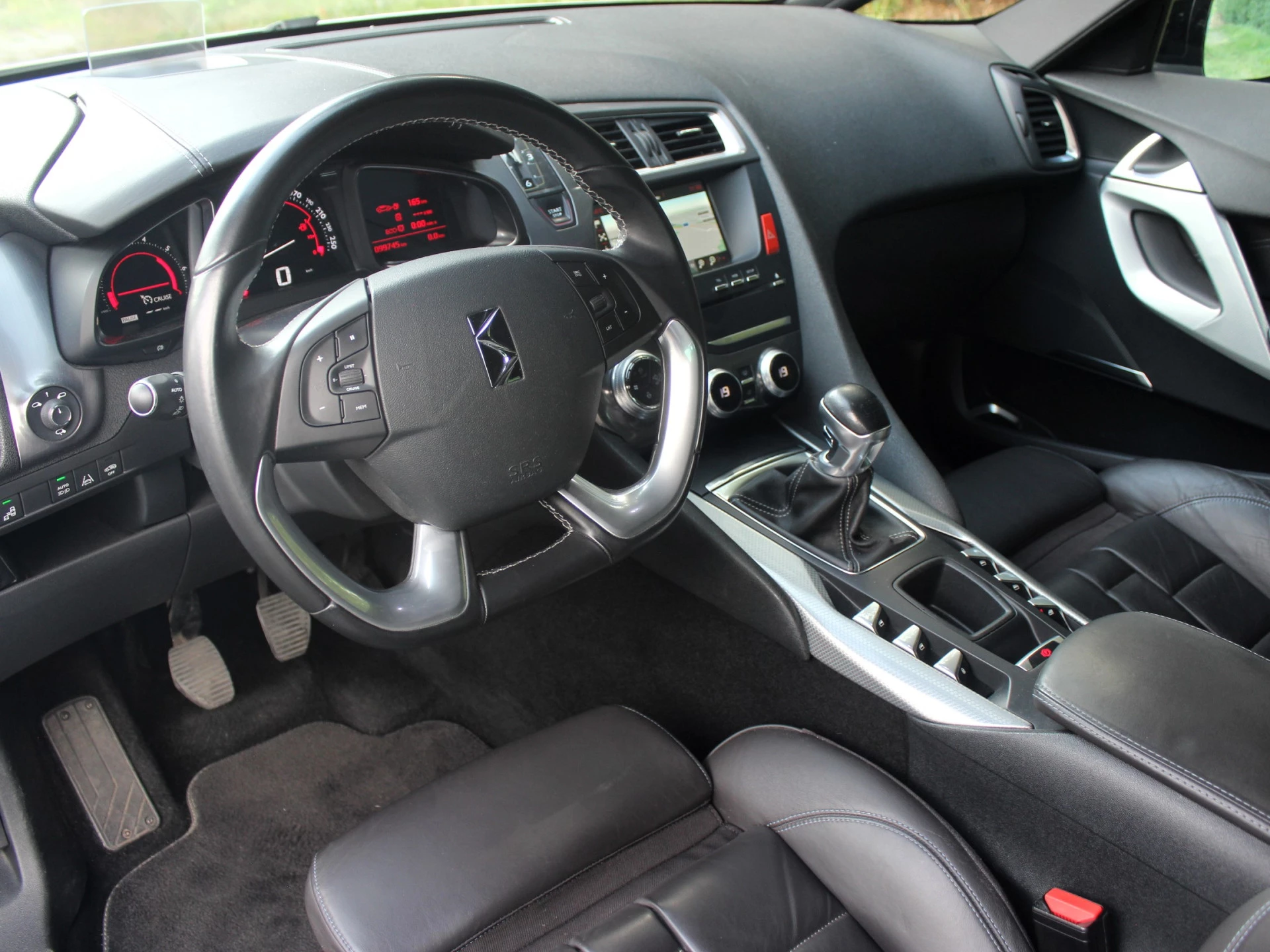 Hoofdafbeelding DS DS 5