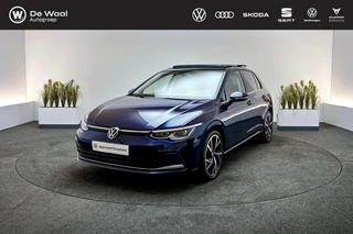 Volkswagen Golf 1.4 e-hybrid 204pk DSG Style | SoH 91% | Panoramadak, Trekhaak Zwenkbaar, Park Assist |
