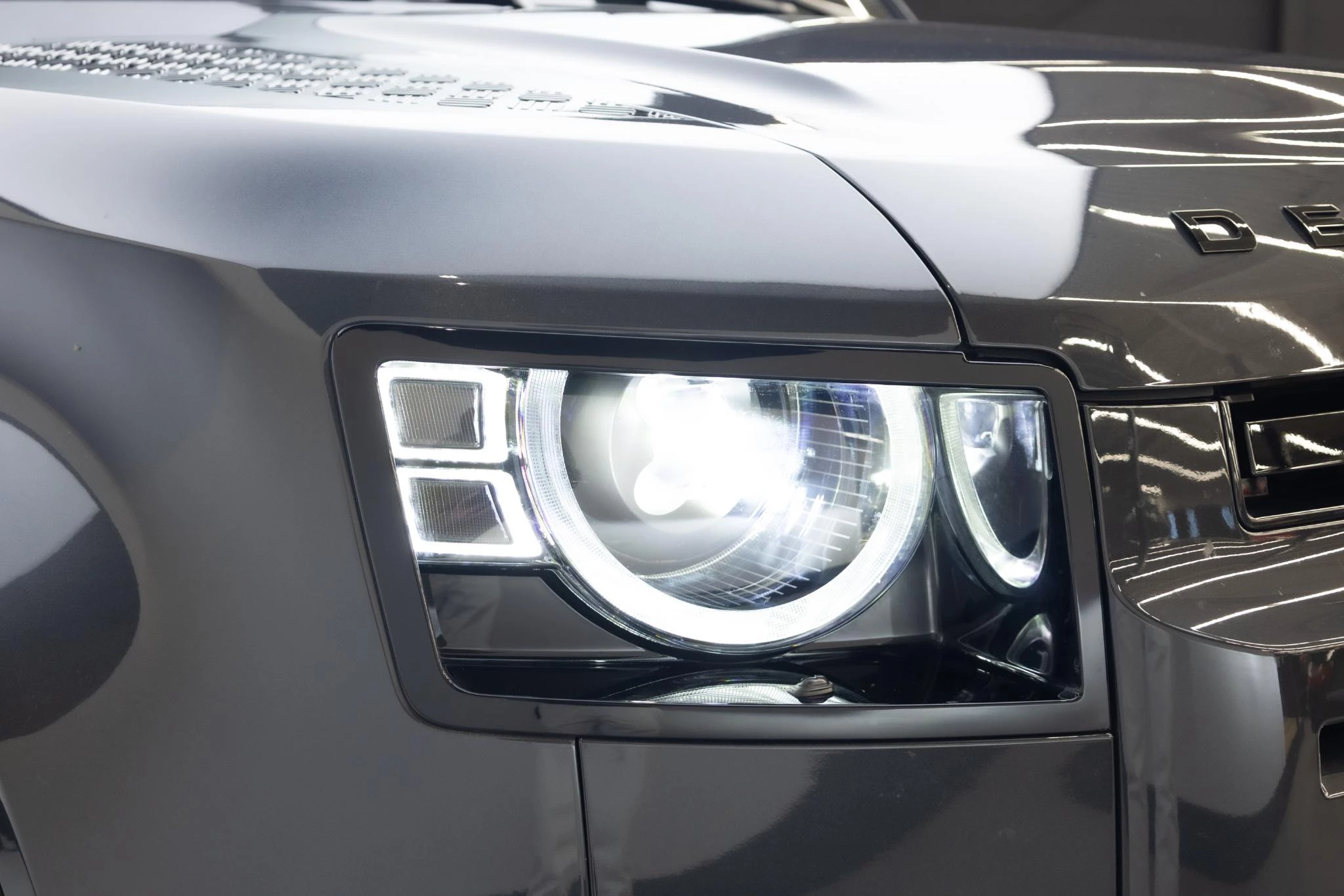 Hoofdafbeelding Land Rover Defender