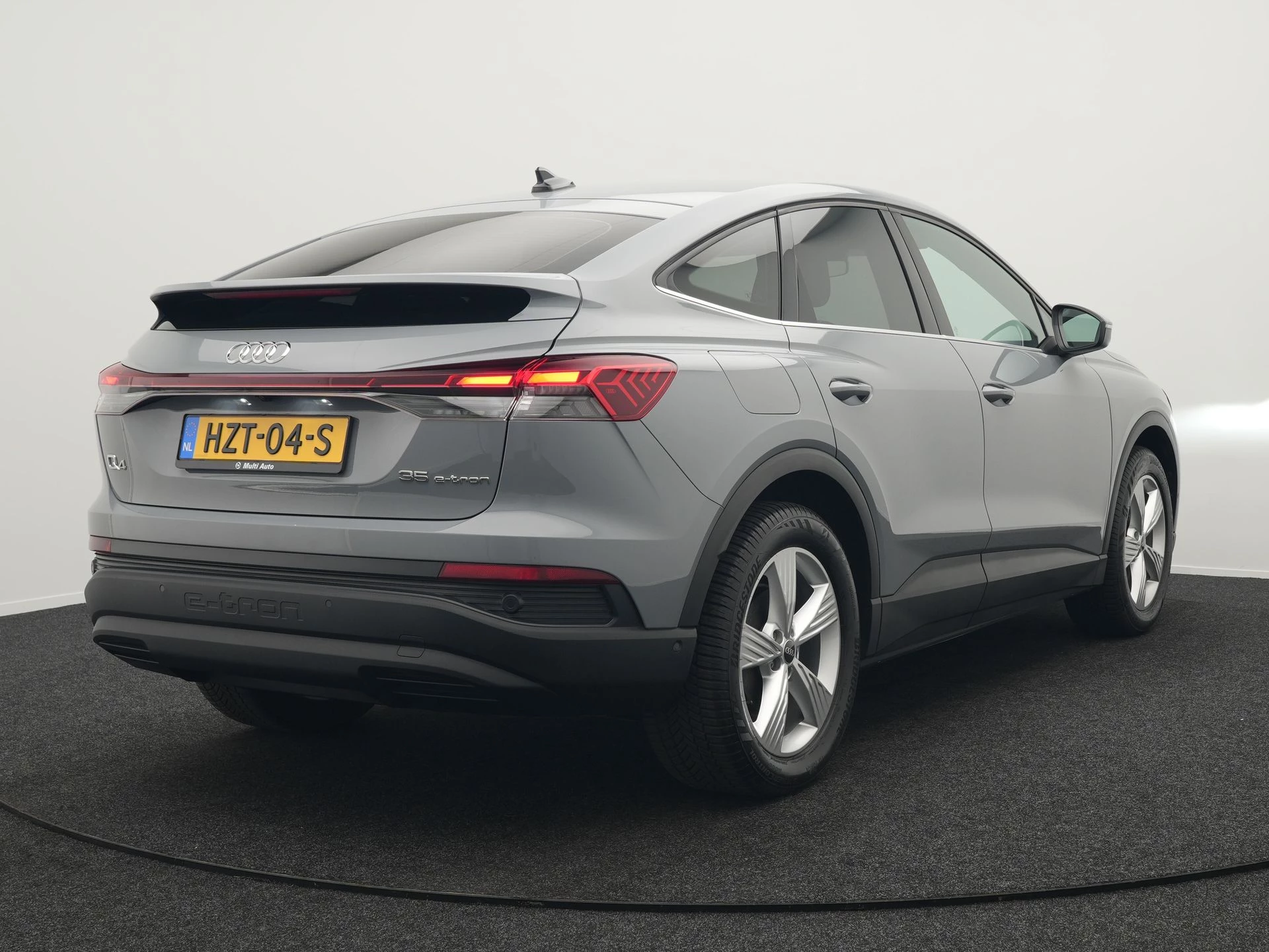 Hoofdafbeelding Audi Q4 e-tron