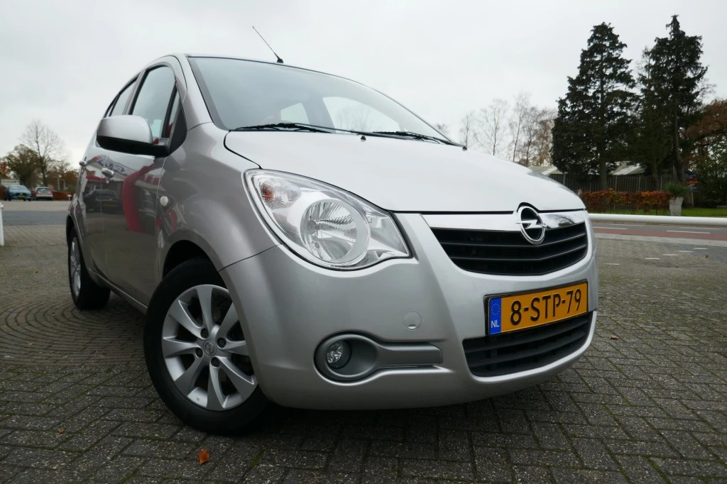 Hoofdafbeelding Opel Agila