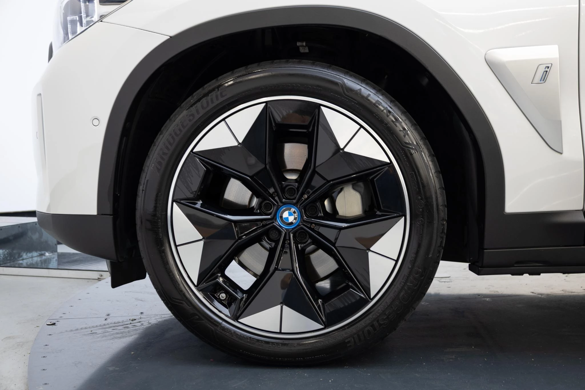 Hoofdafbeelding BMW iX3
