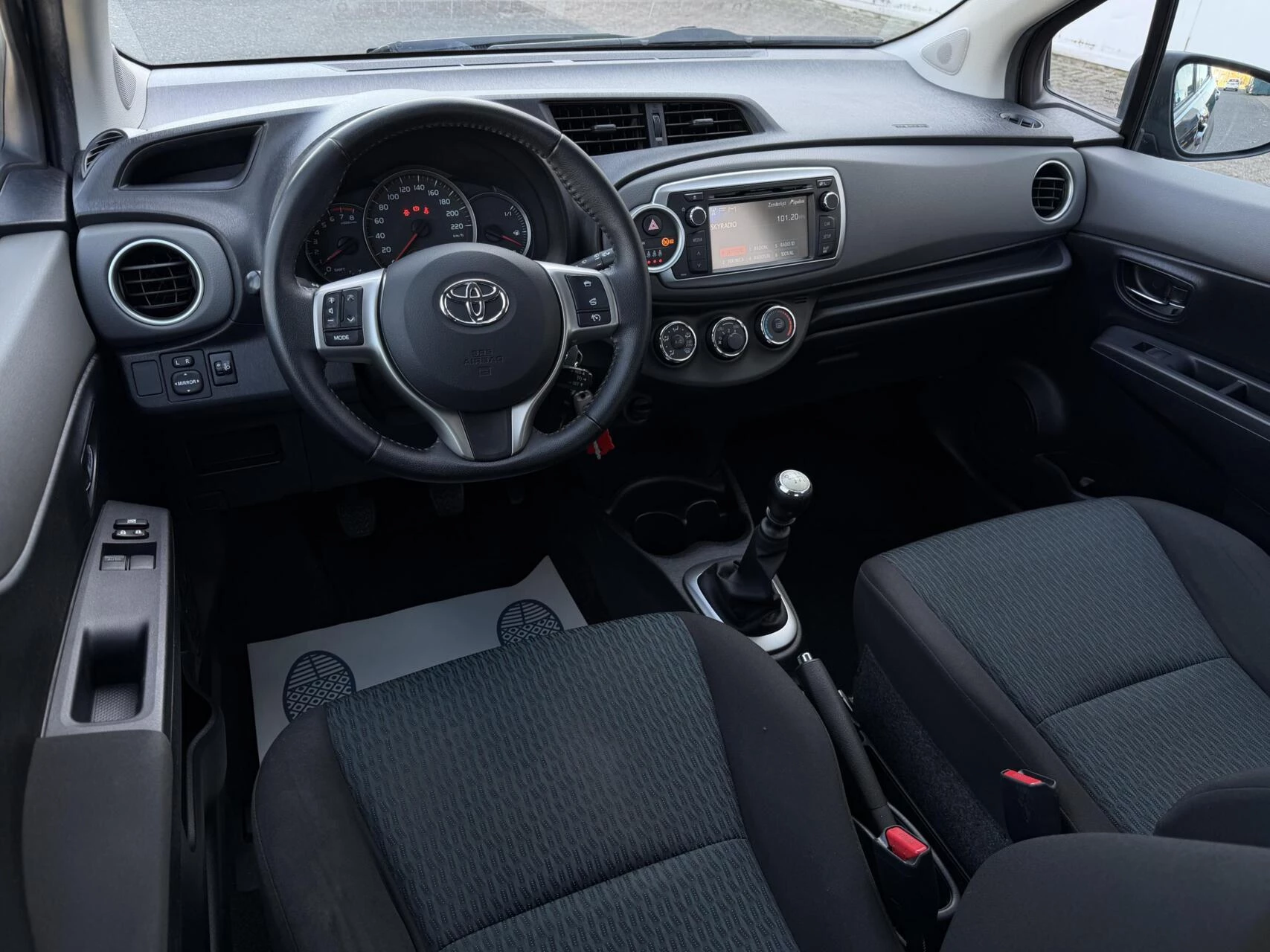 Hoofdafbeelding Toyota Yaris