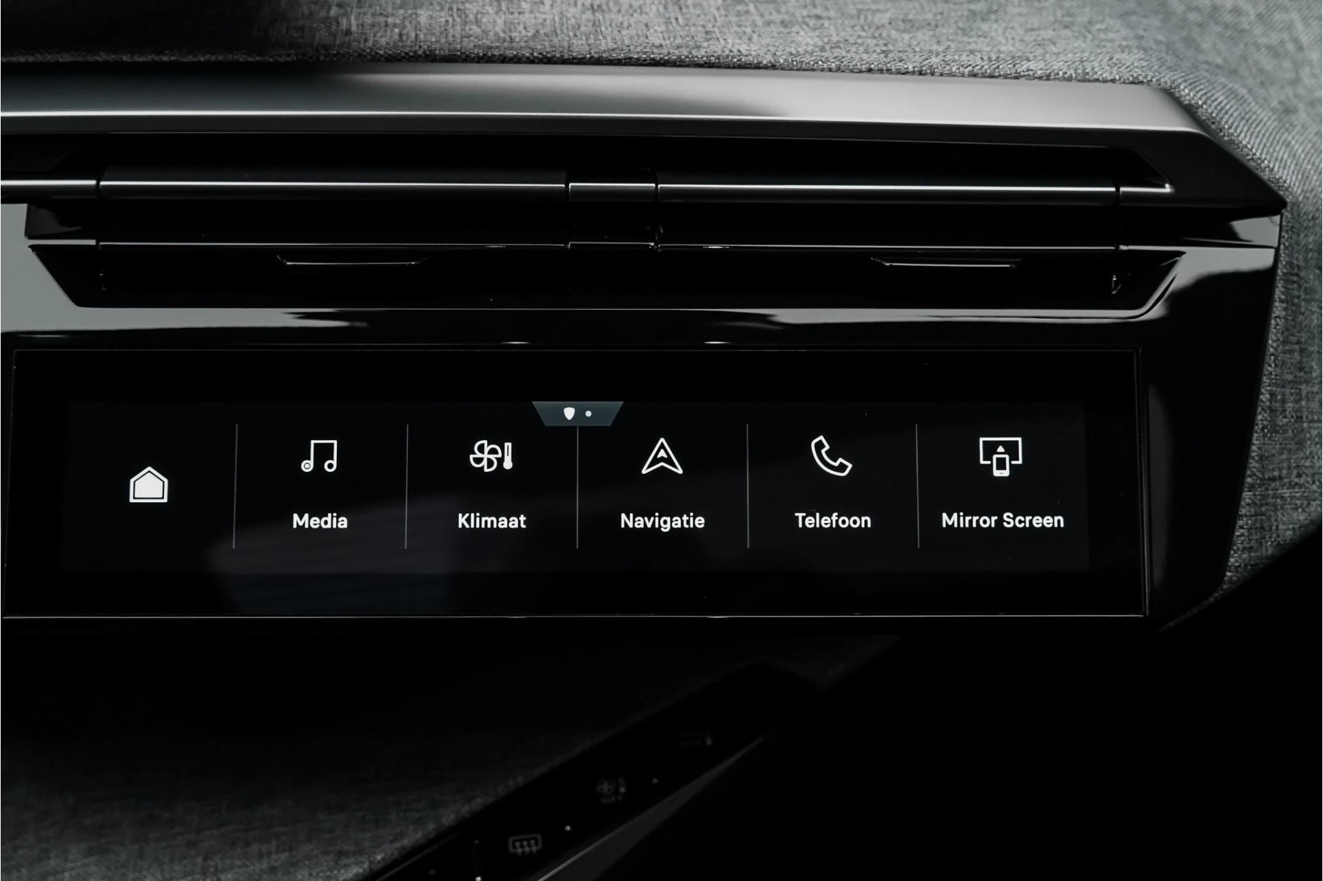 Hoofdafbeelding Peugeot e-3008