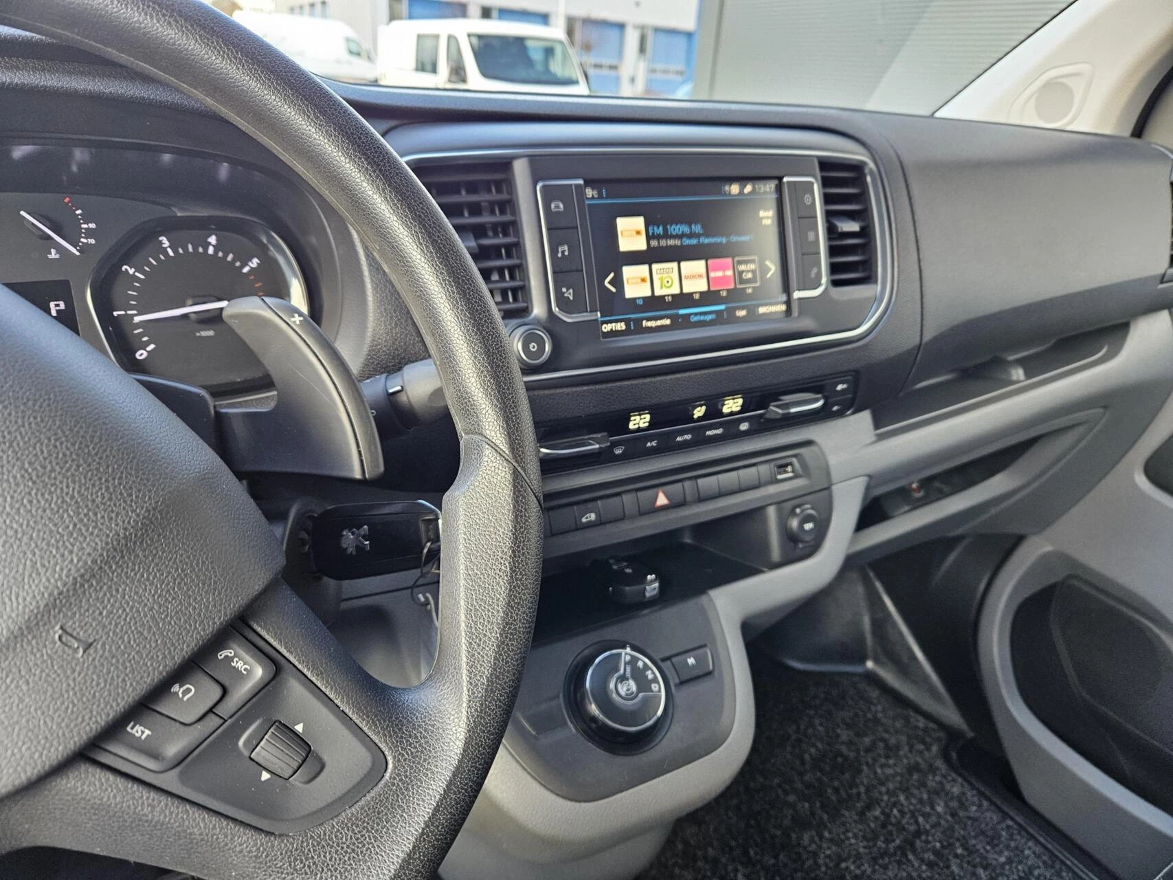 Hoofdafbeelding Peugeot Expert