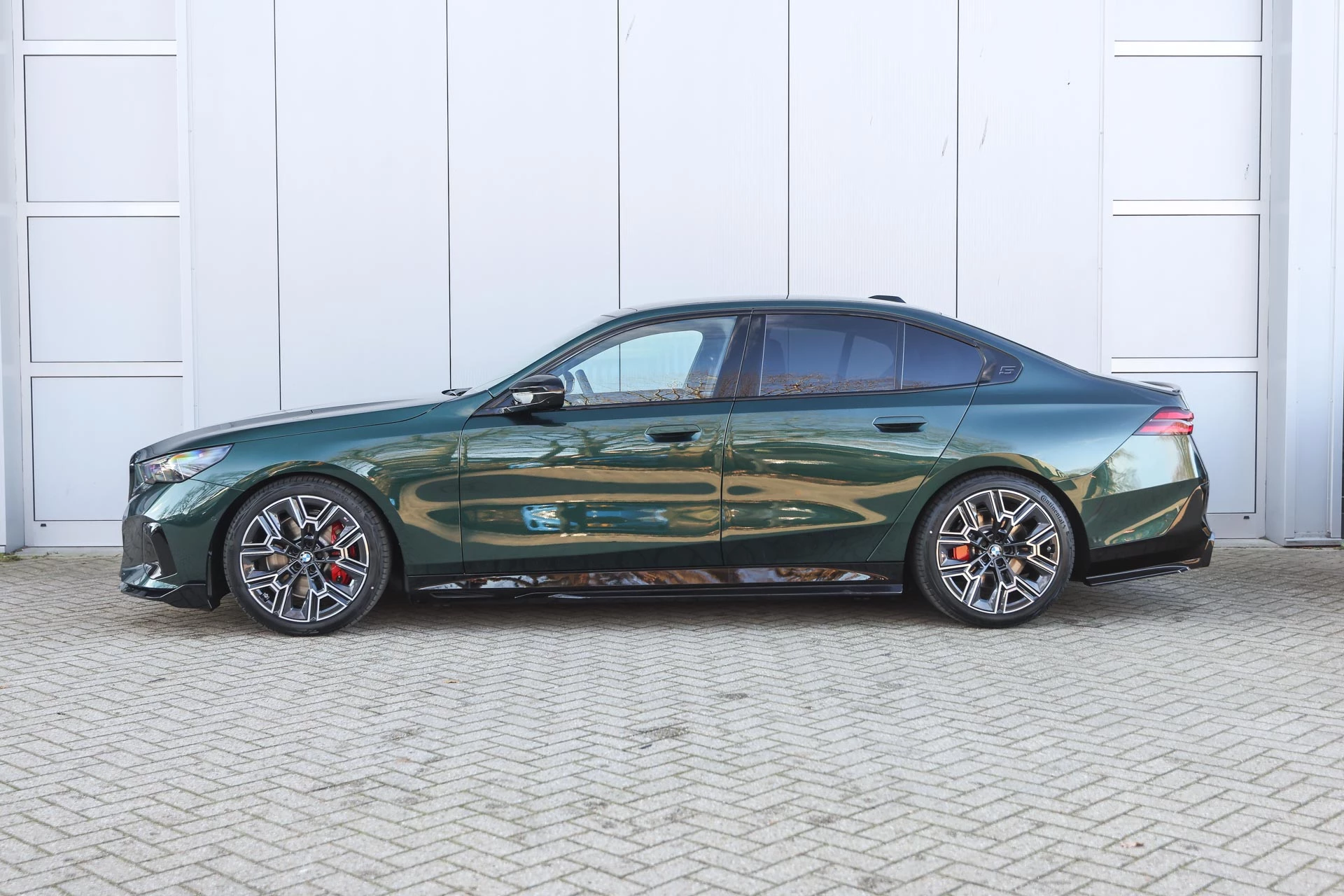 Hoofdafbeelding BMW i5