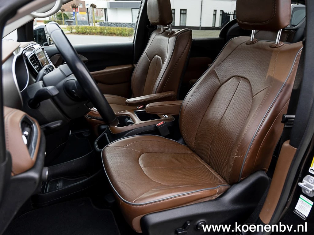 Hoofdafbeelding Chrysler Pacifica