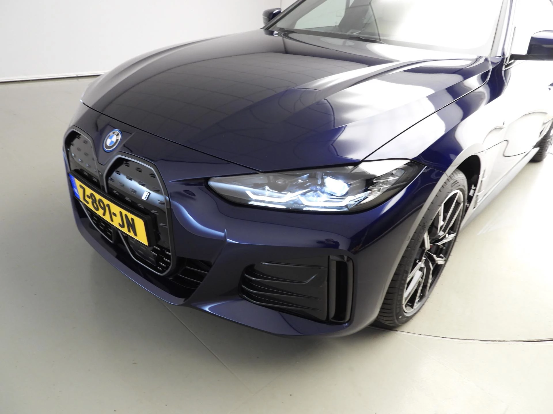 Hoofdafbeelding BMW i4