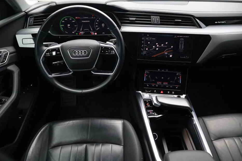 Hoofdafbeelding Audi e-tron
