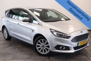 Ford S-Max 1.5 Titanium 7p. Cruise/Climate Navi PDC Elekt. Stoelen NAP * Hemelvaartsdag geopend van 12:00 tot 17:00u *