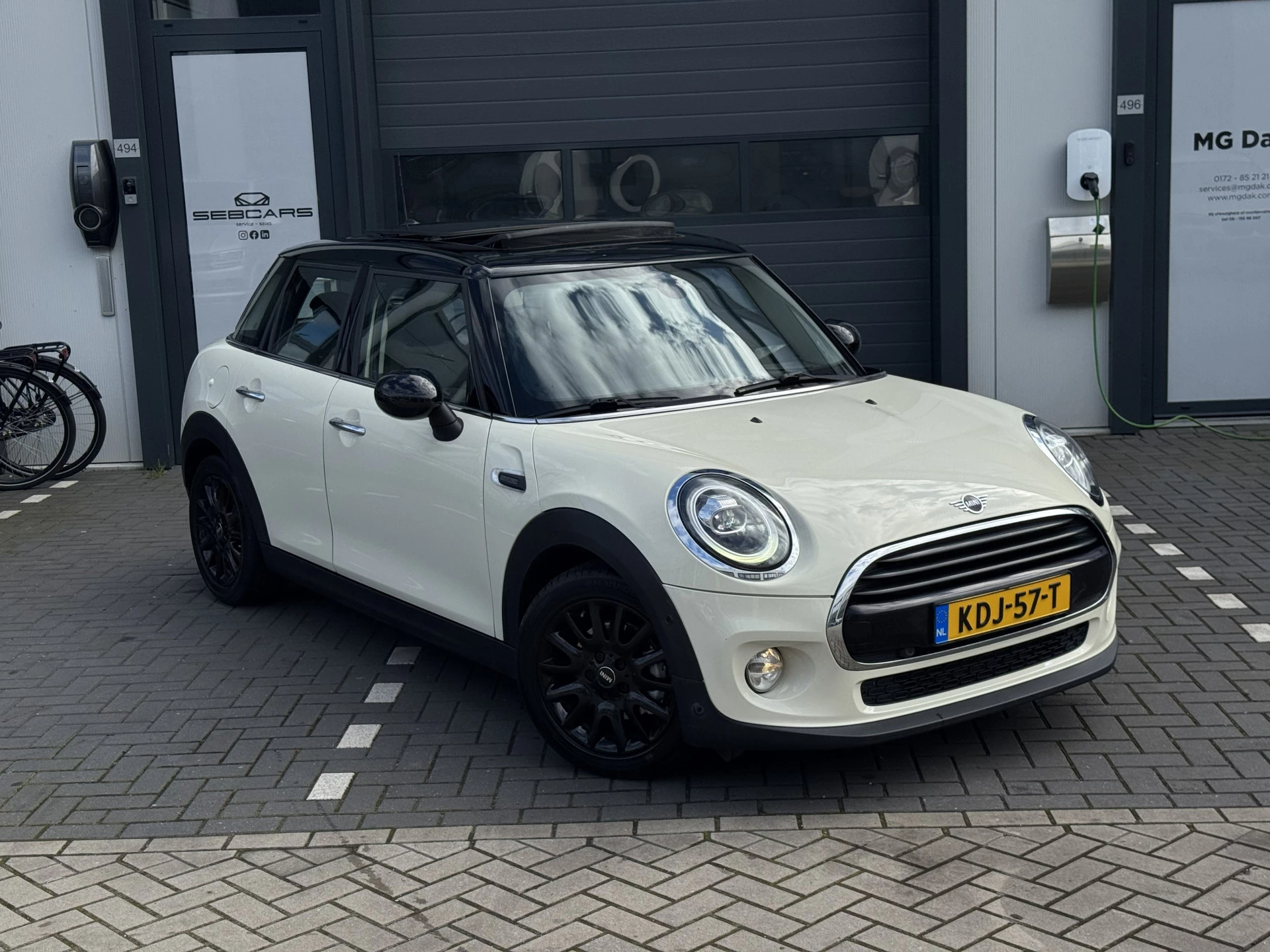Hoofdafbeelding MINI Cooper