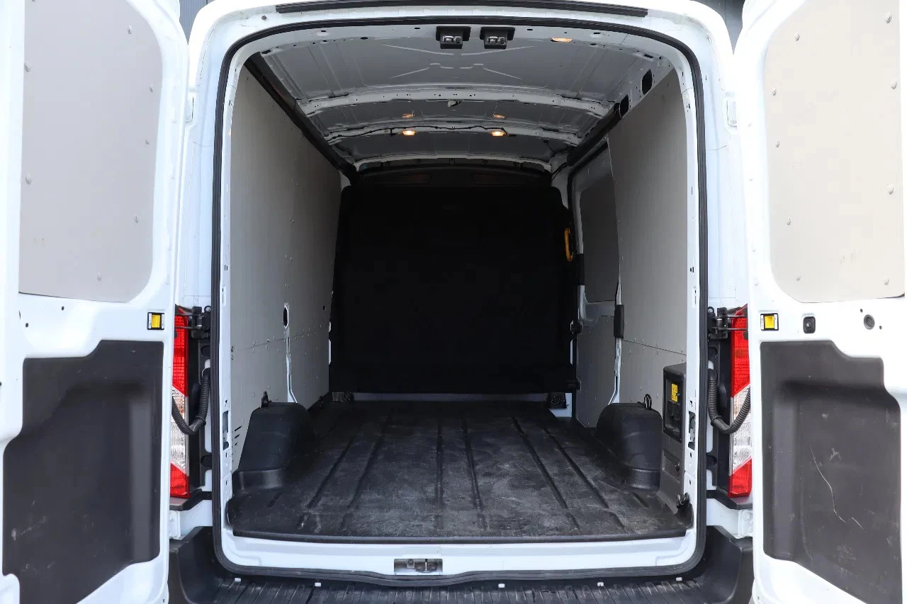 Hoofdafbeelding Ford E-Transit