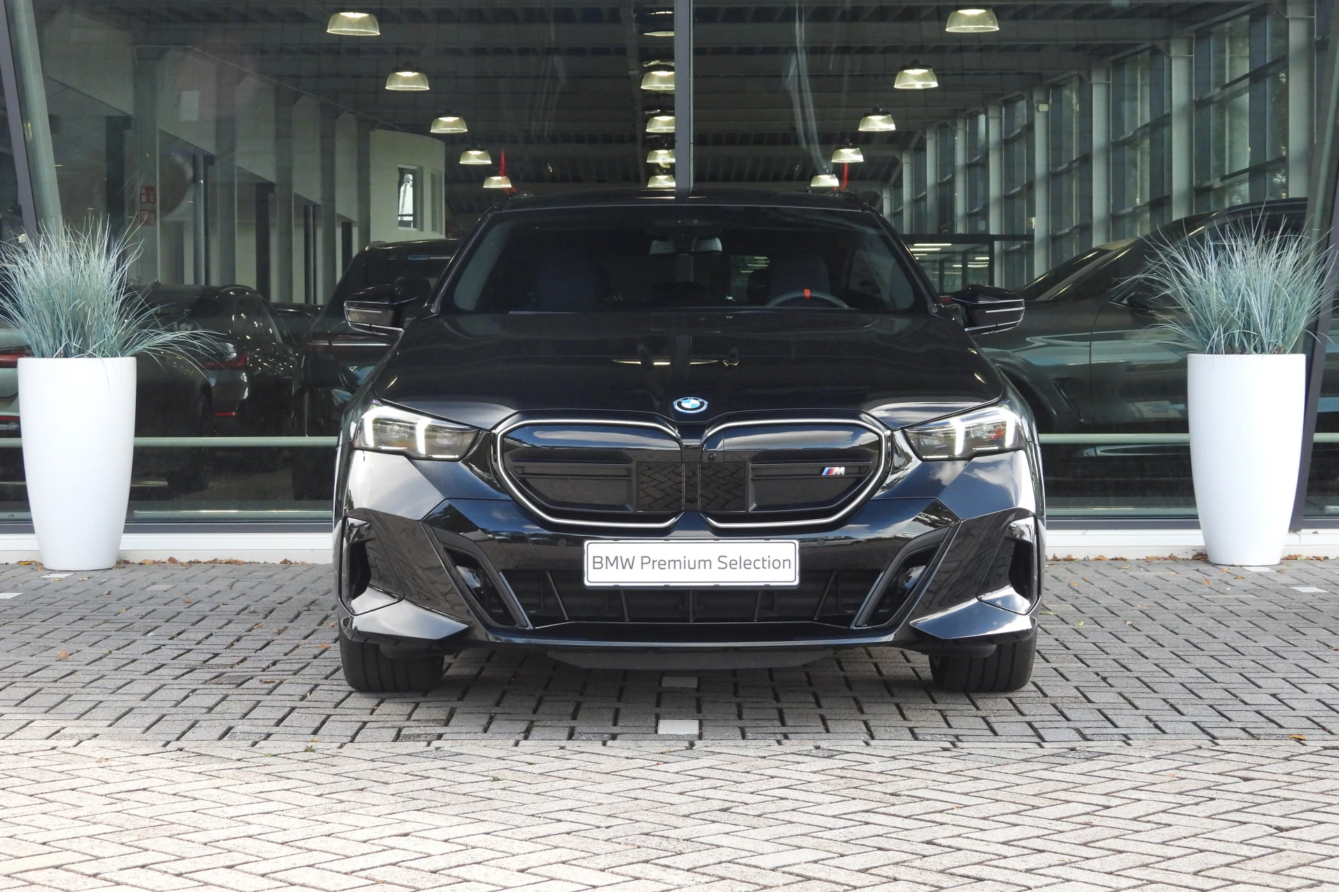 Hoofdafbeelding BMW i5