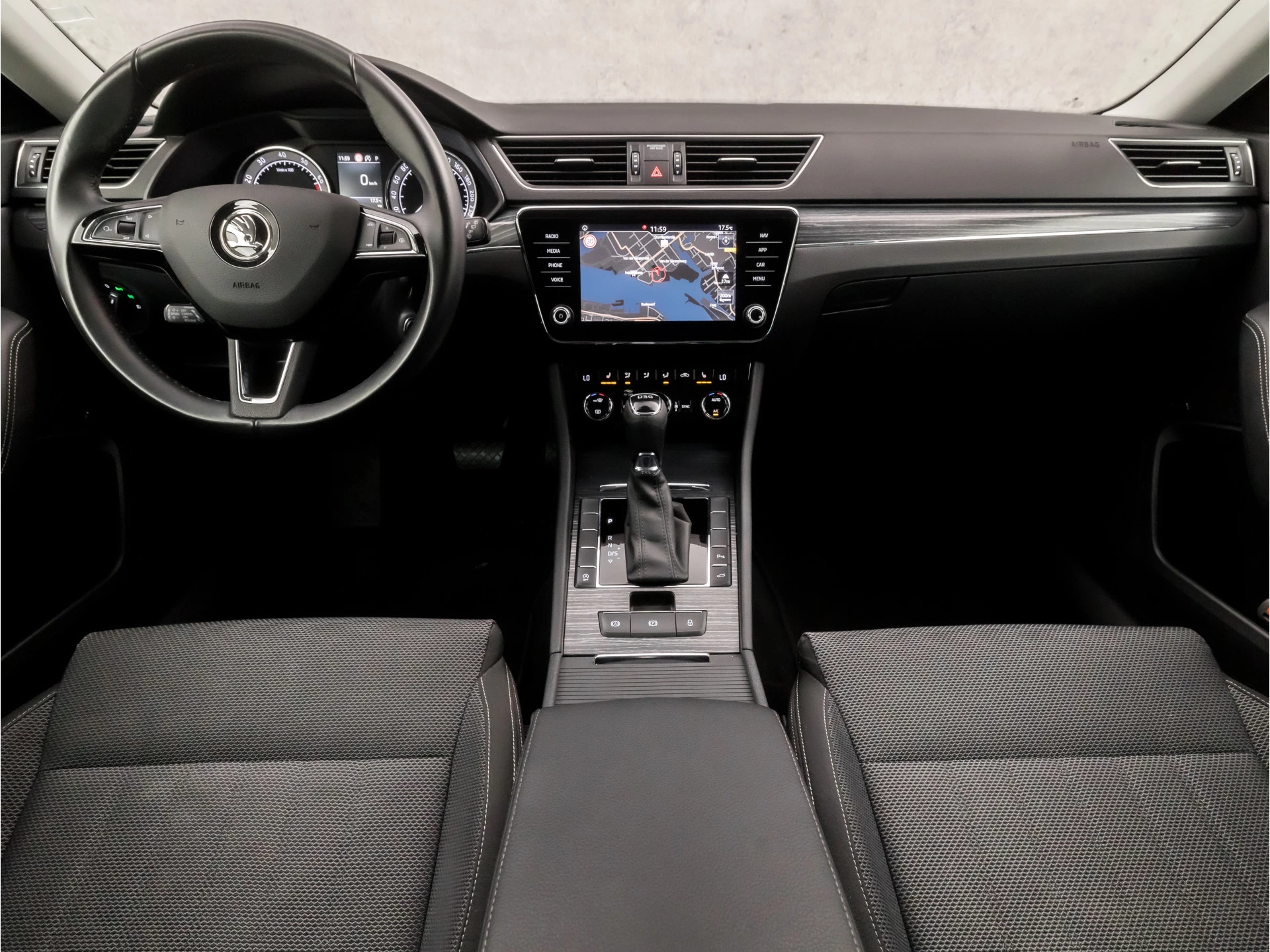 Hoofdafbeelding Škoda Superb