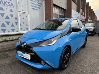 Toyota Aygo 1.0 VVT-i x-wave Vouwdak Camera Navi Sportvelg Leder Garantie