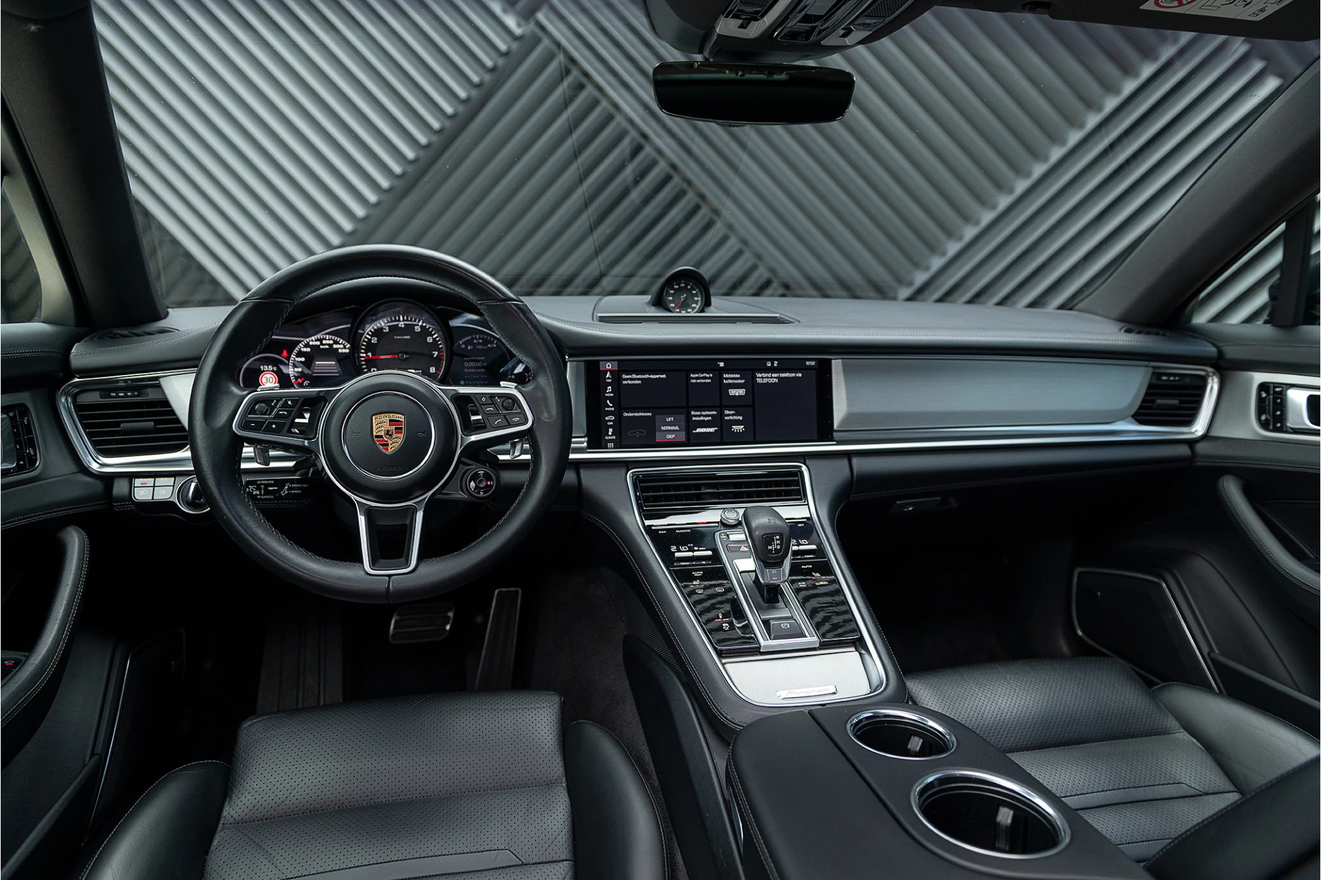 Hoofdafbeelding Porsche Panamera