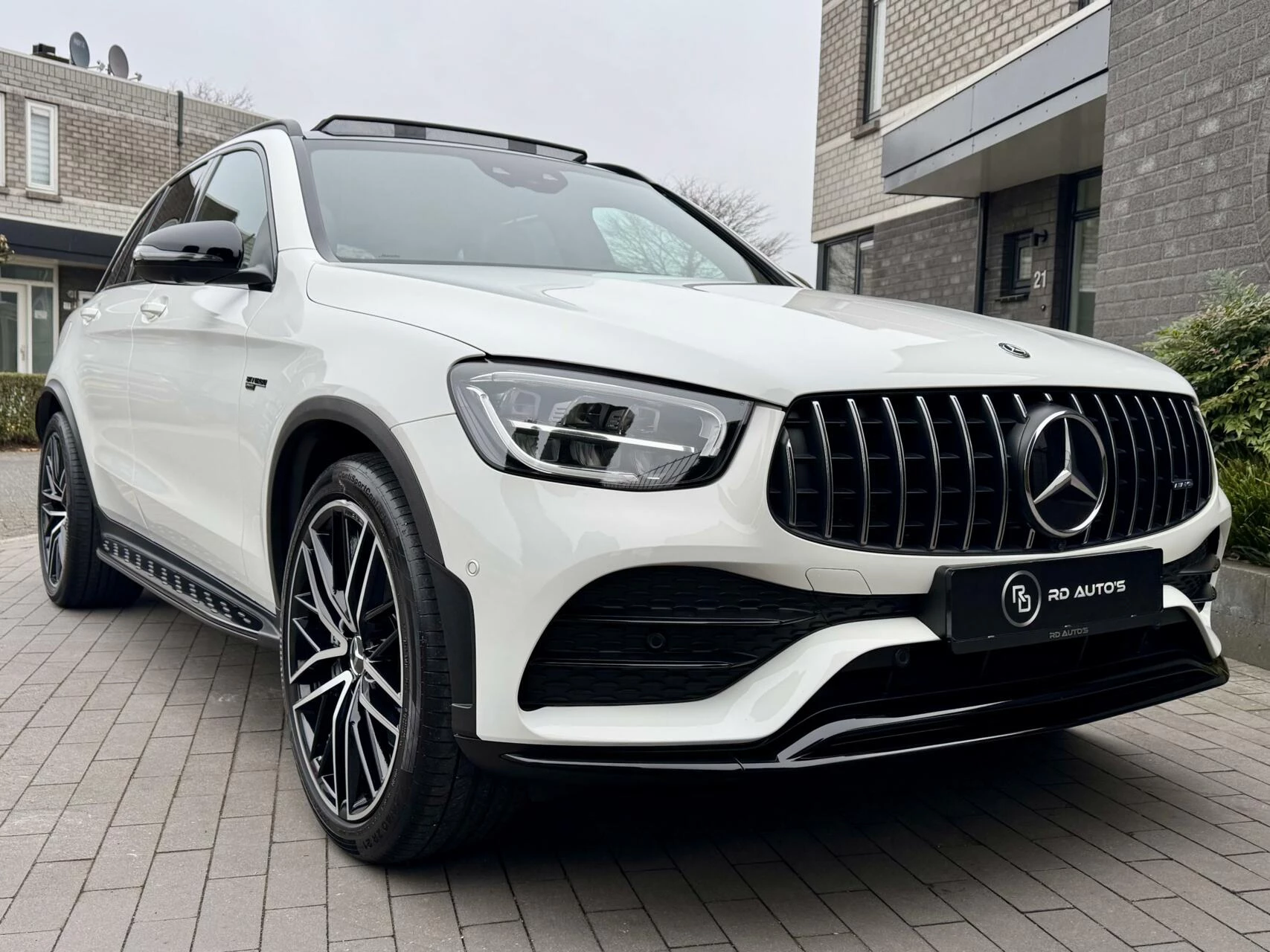 Hoofdafbeelding Mercedes-Benz GLC