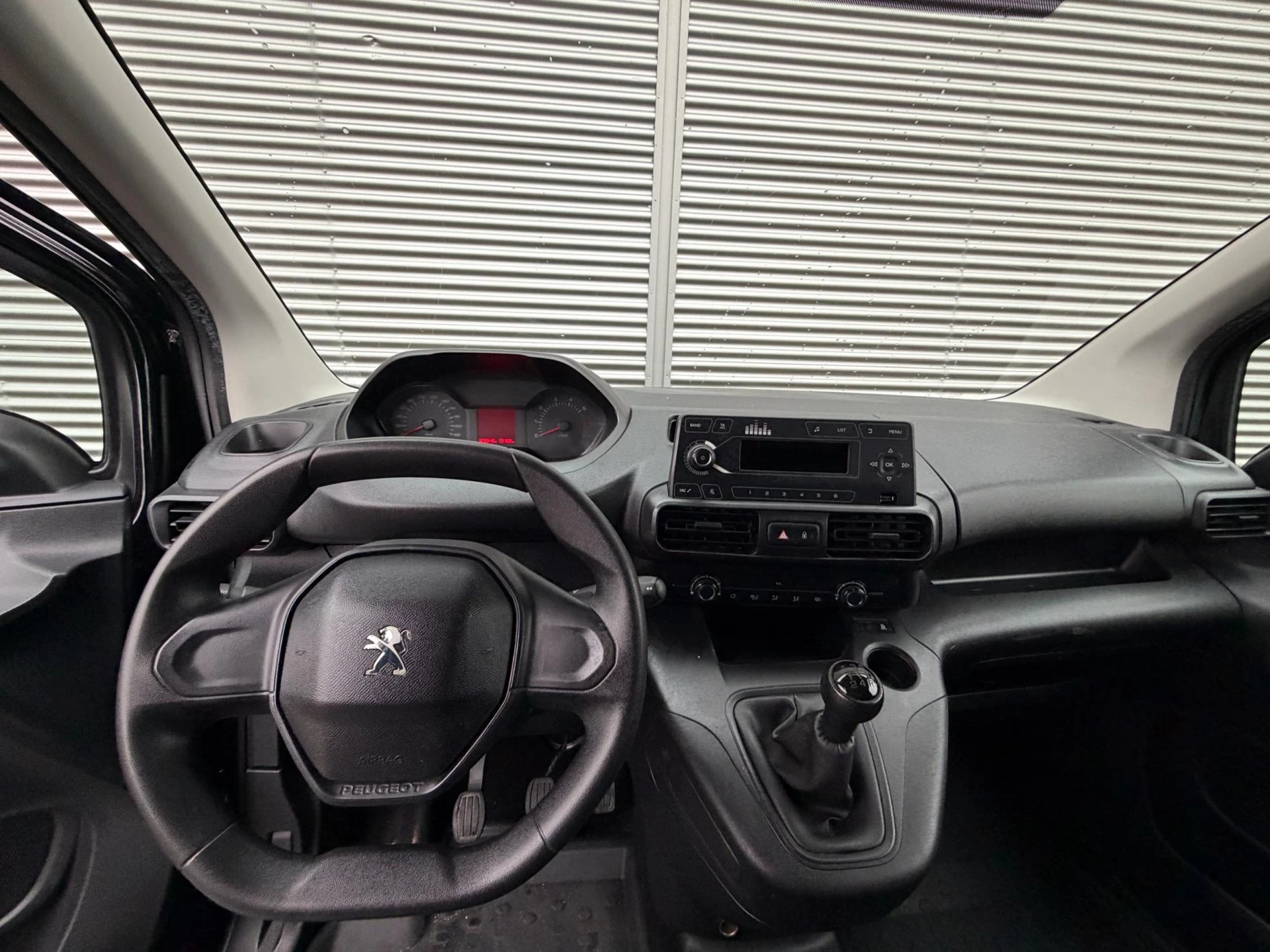 Hoofdafbeelding Peugeot Partner