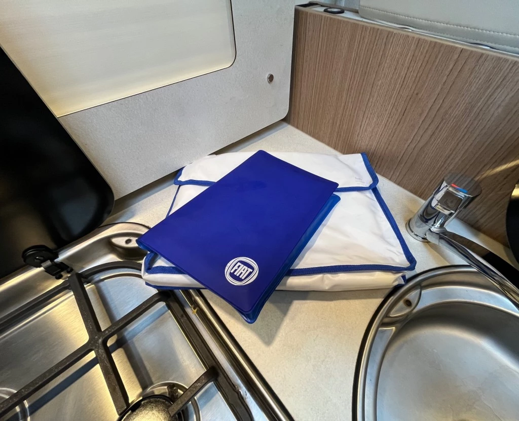 Hoofdafbeelding Carado T 448 Enkele Bedden Hefbed