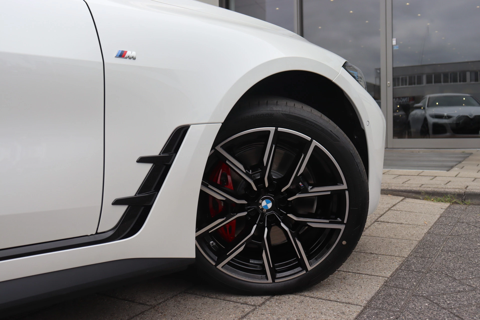 Hoofdafbeelding BMW i4