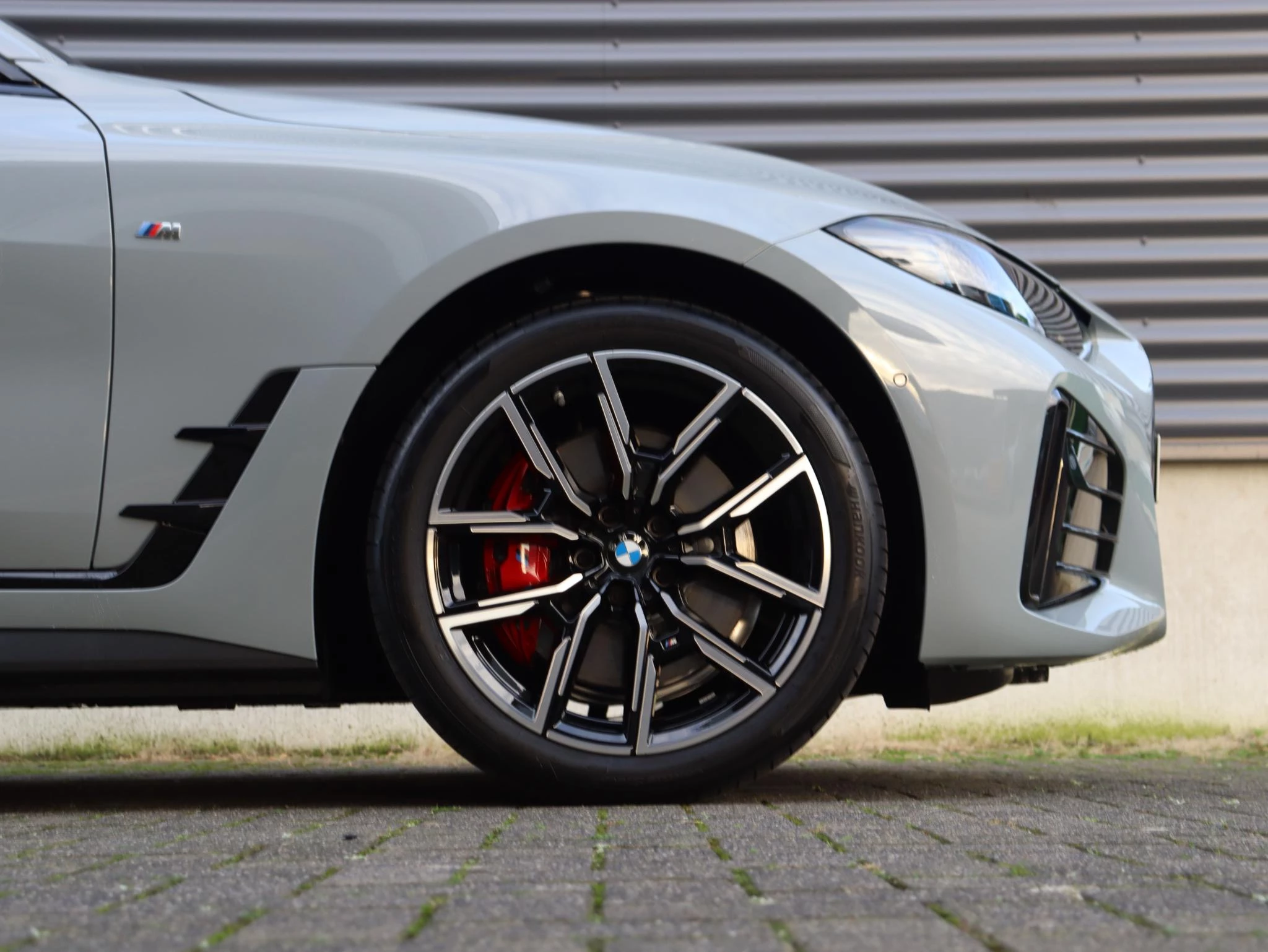 Hoofdafbeelding BMW i4