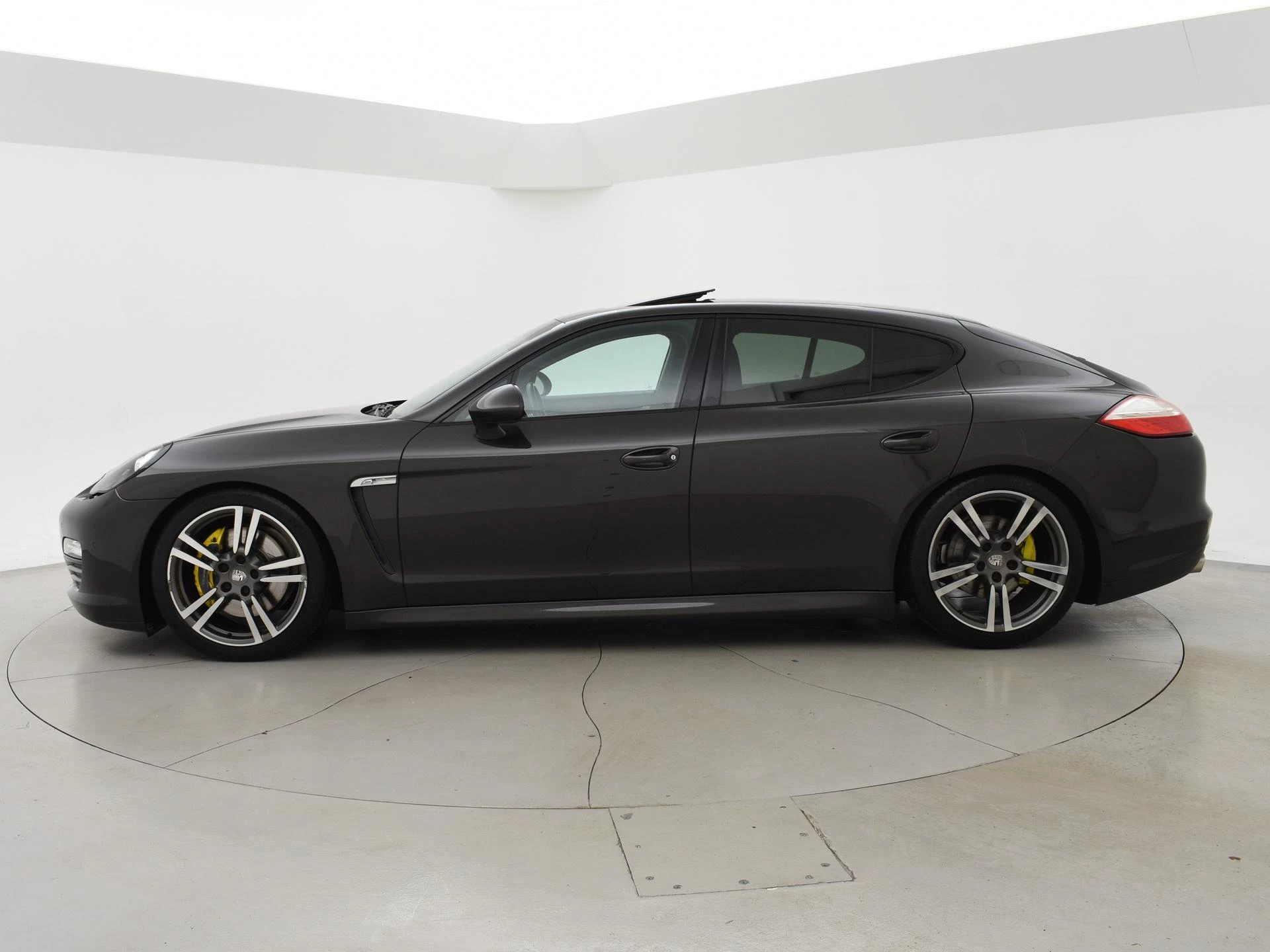 Hoofdafbeelding Porsche Panamera