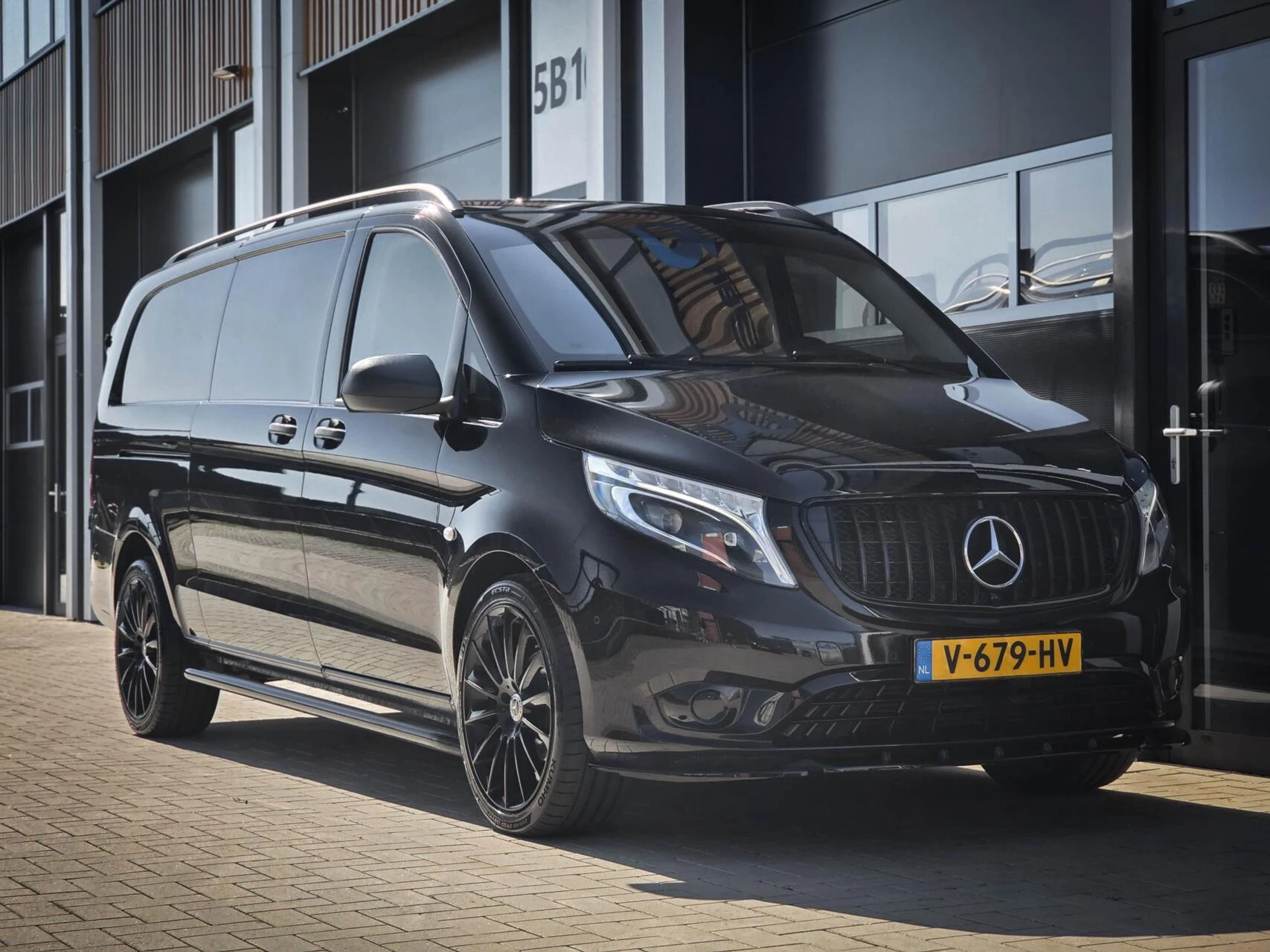 Hoofdafbeelding Mercedes-Benz Vito