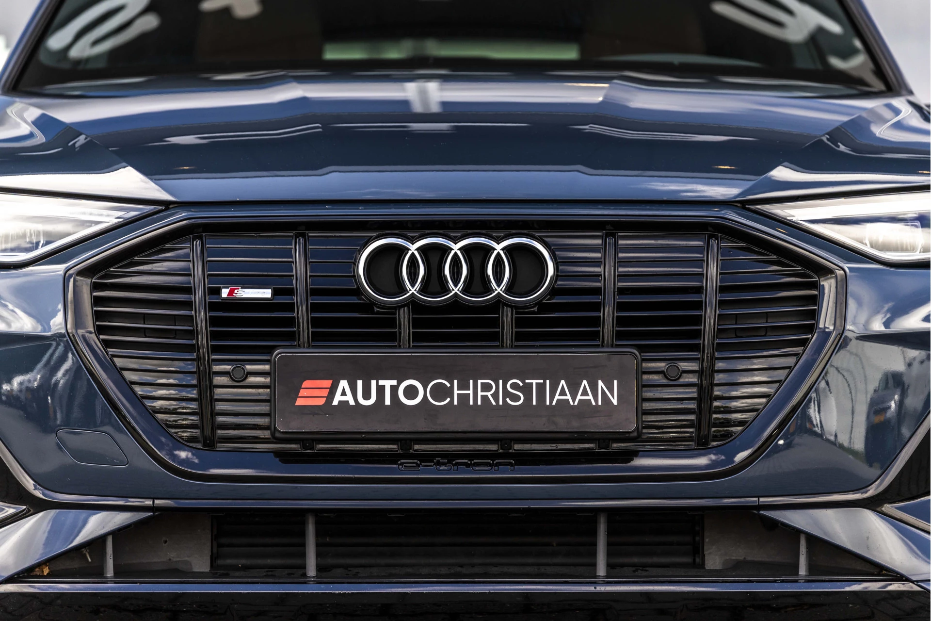 Hoofdafbeelding Audi e-tron