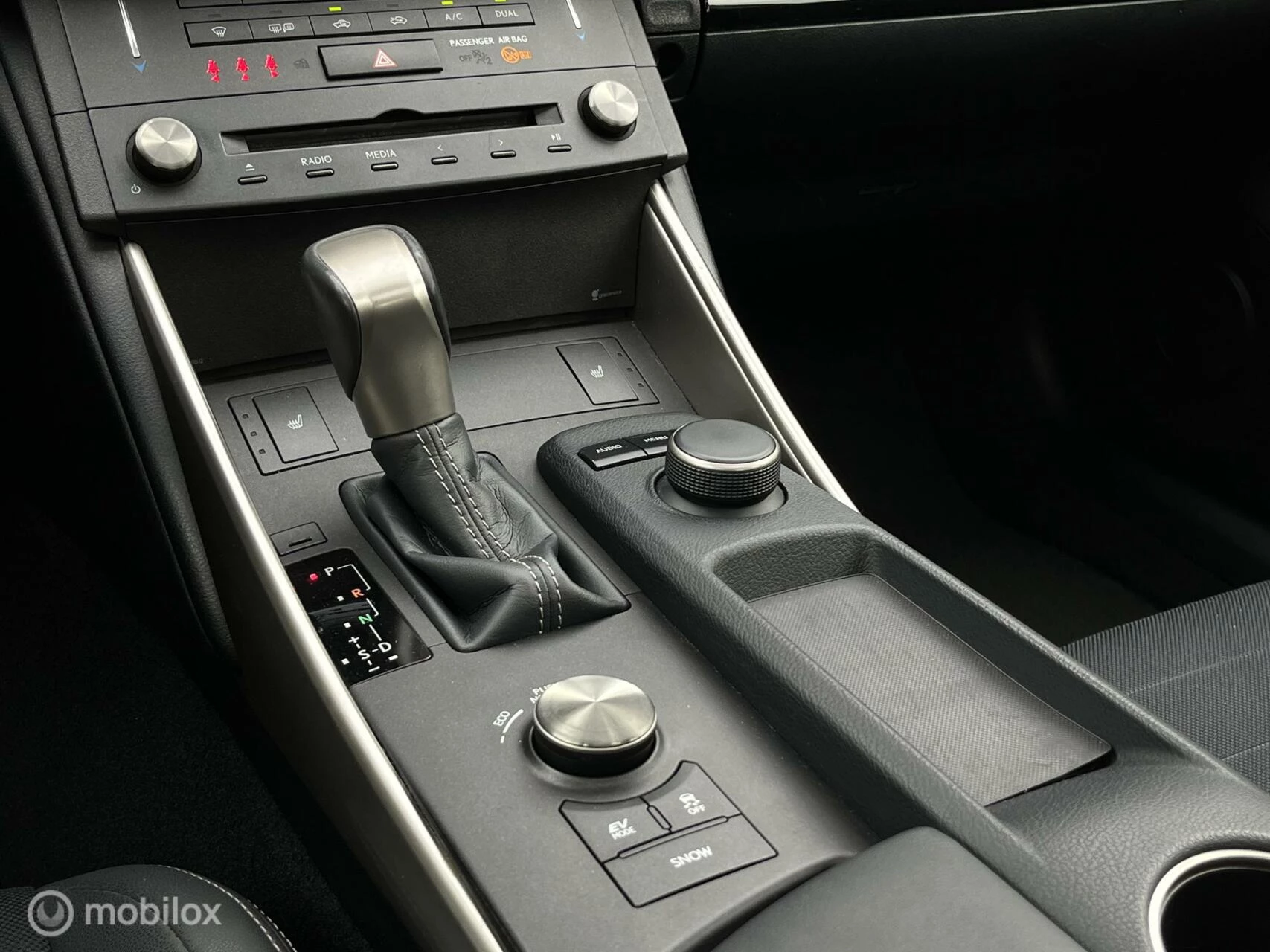 Hoofdafbeelding Lexus IS