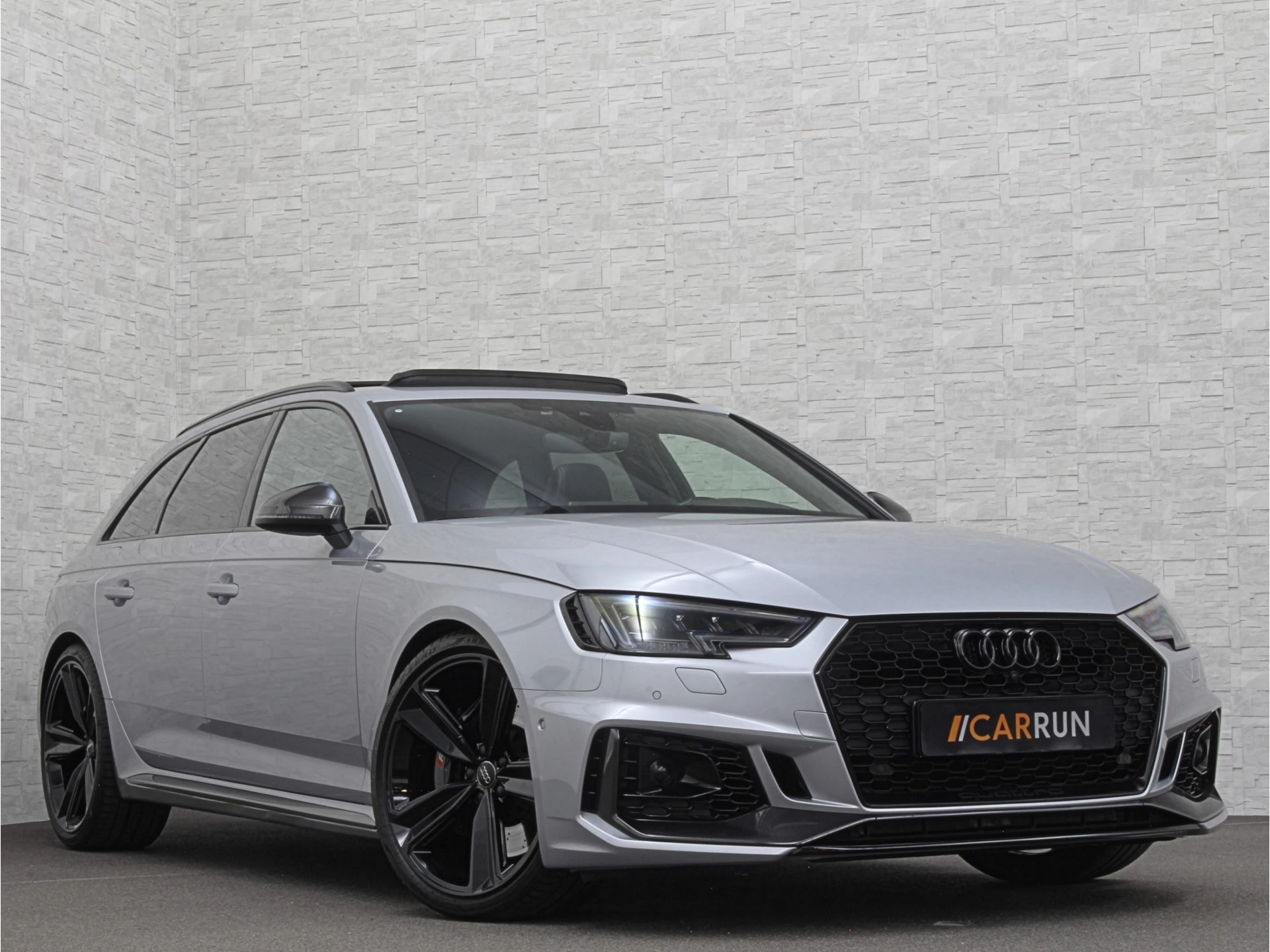 Hoofdafbeelding Audi RS4